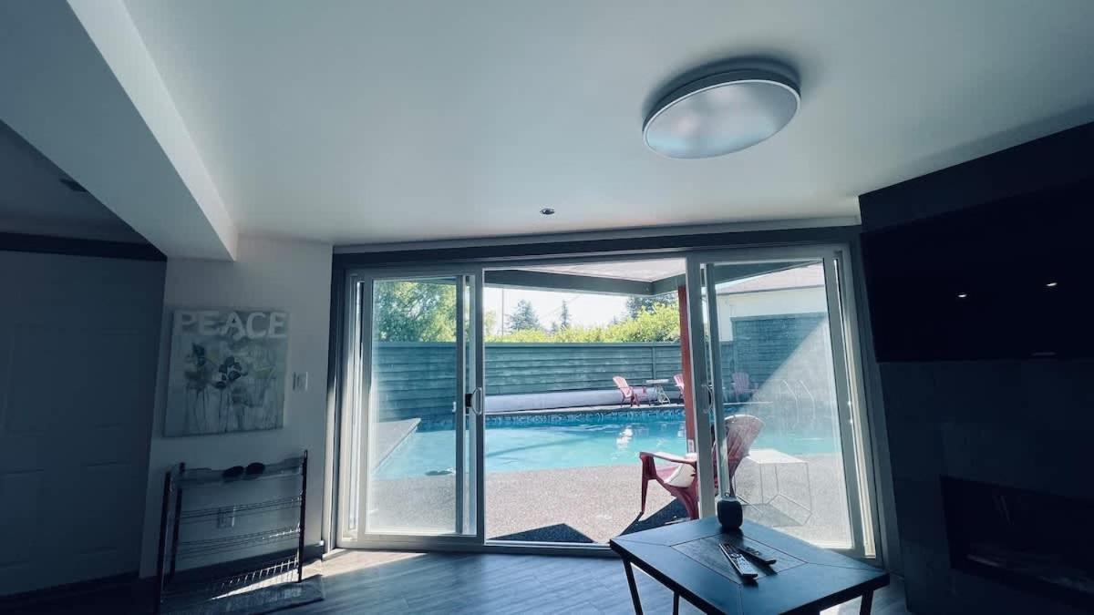 Vakantiehuis Tranquil Oasis 2 Bedroom With Pool View Victoria